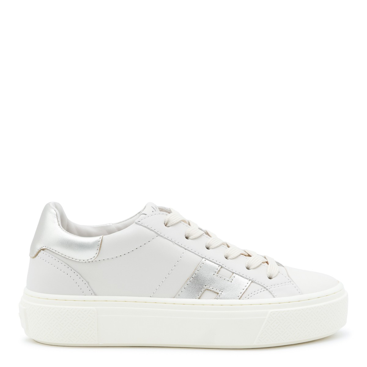 BEIGE AND SILVER LEATHER CROSSWIND...