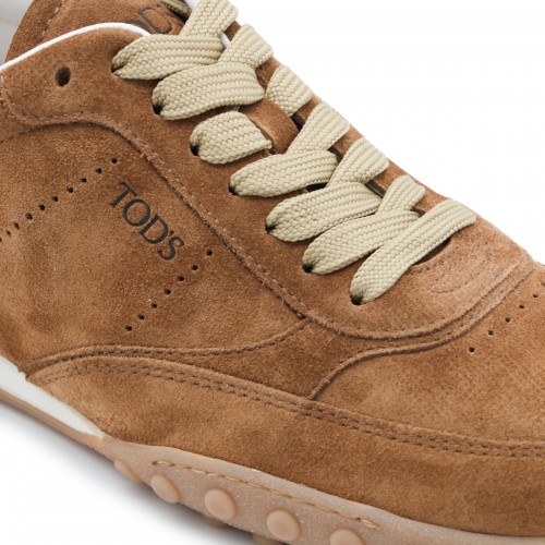 LIGHT BROWN SUEDE SNEAKERS
