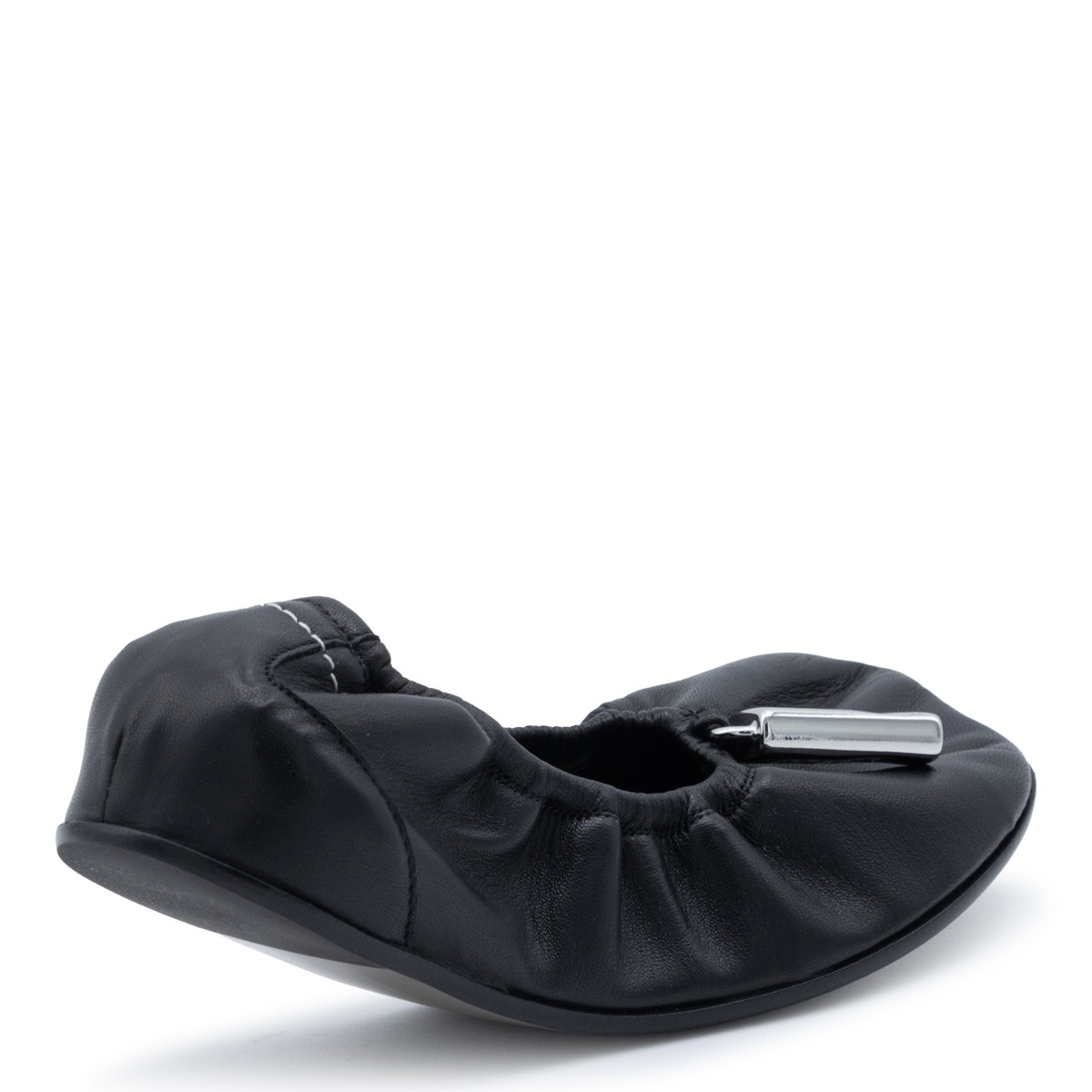 BLACK LEATHER BALLET FLATS