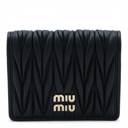 BLACK LEATHER WALLET