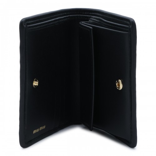 BLACK LEATHER WALLET