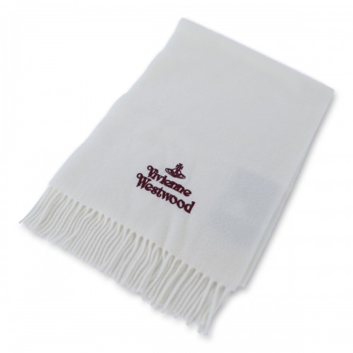 WHITE WOOL SCARVES