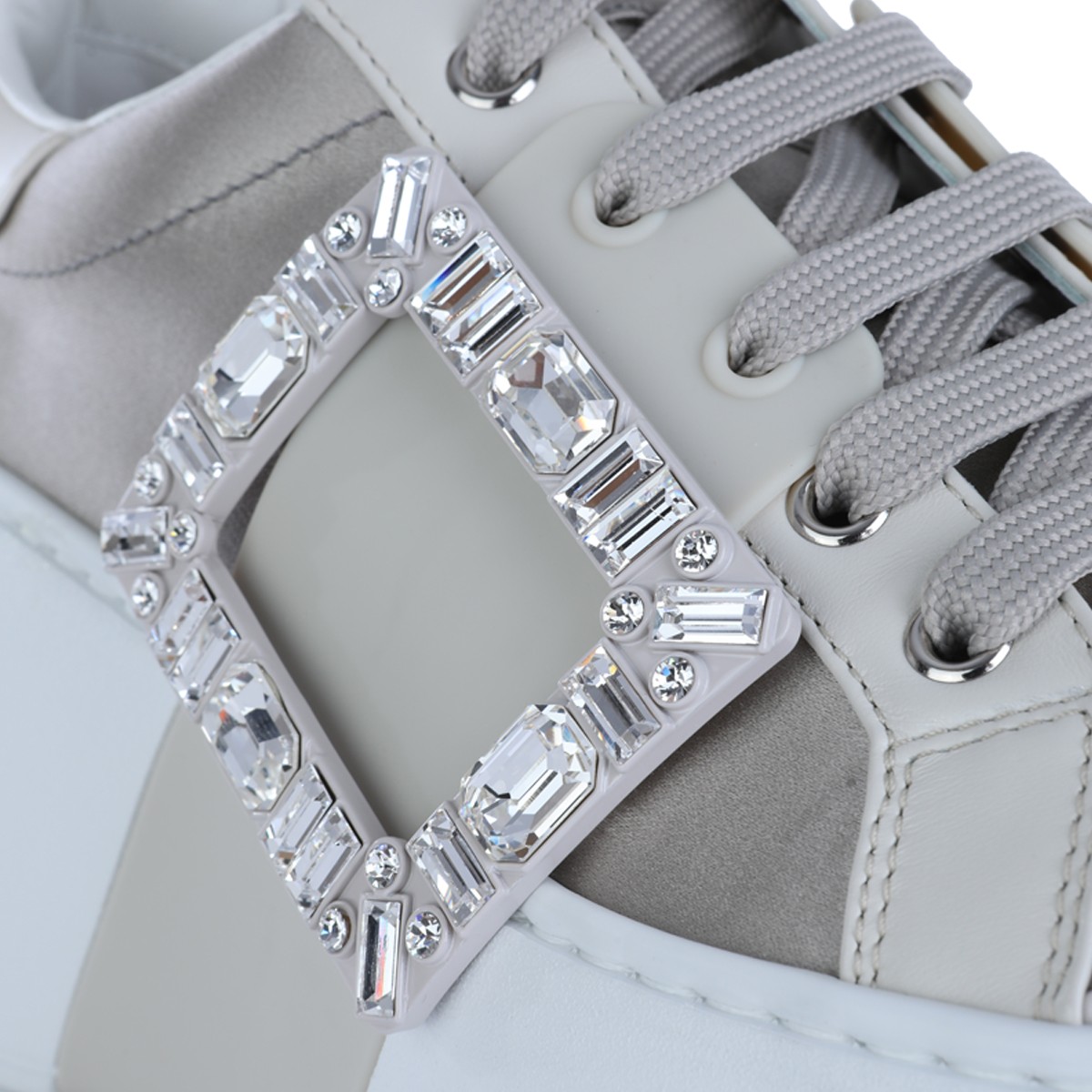 BEIGE SATIN VIV' HIGH STRASS SKATE...