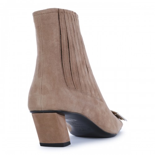LIGHT BEIGE SUEDE BUCKLE CHELSEA BOOTS