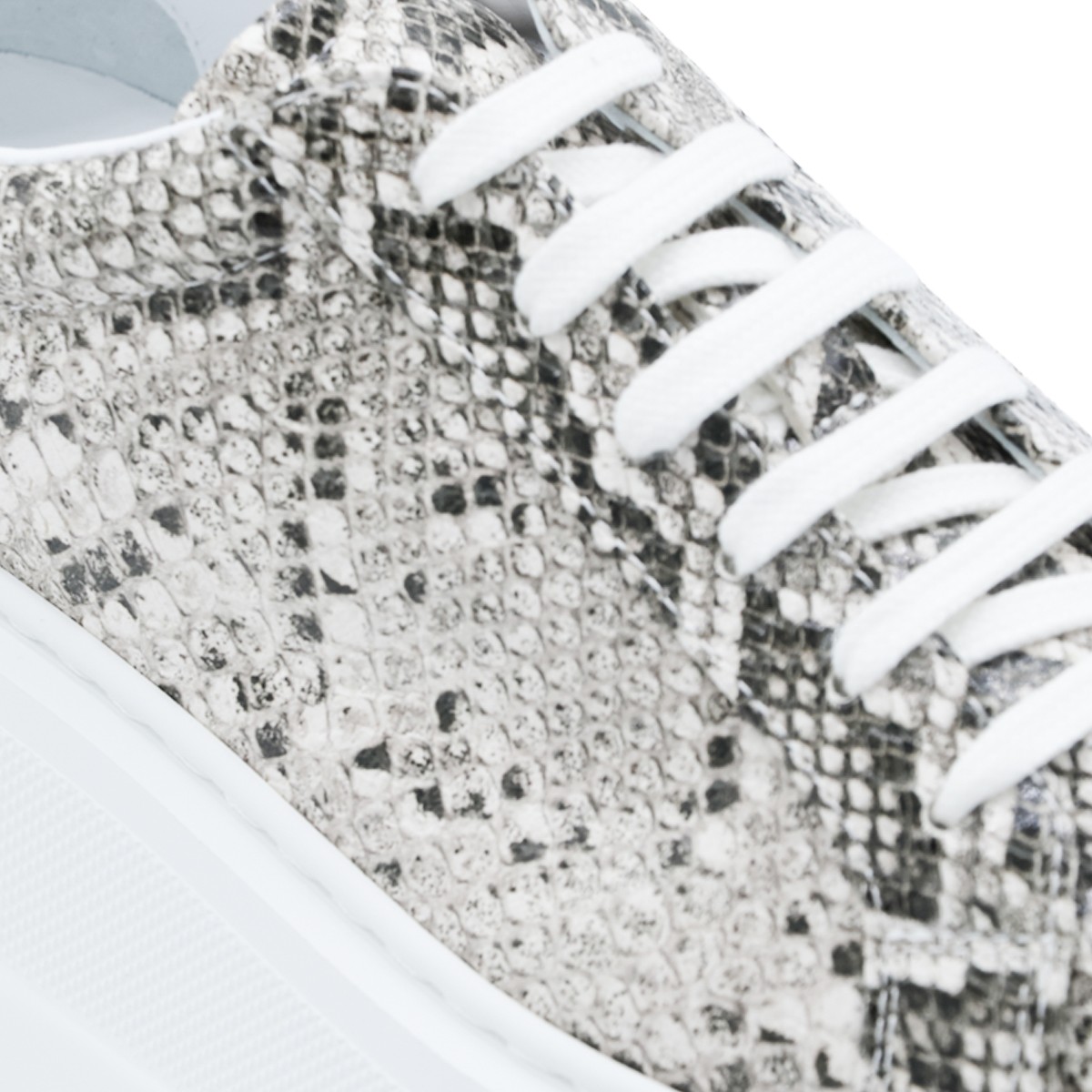 GREY LEATHER NEXUS SNEAKERS