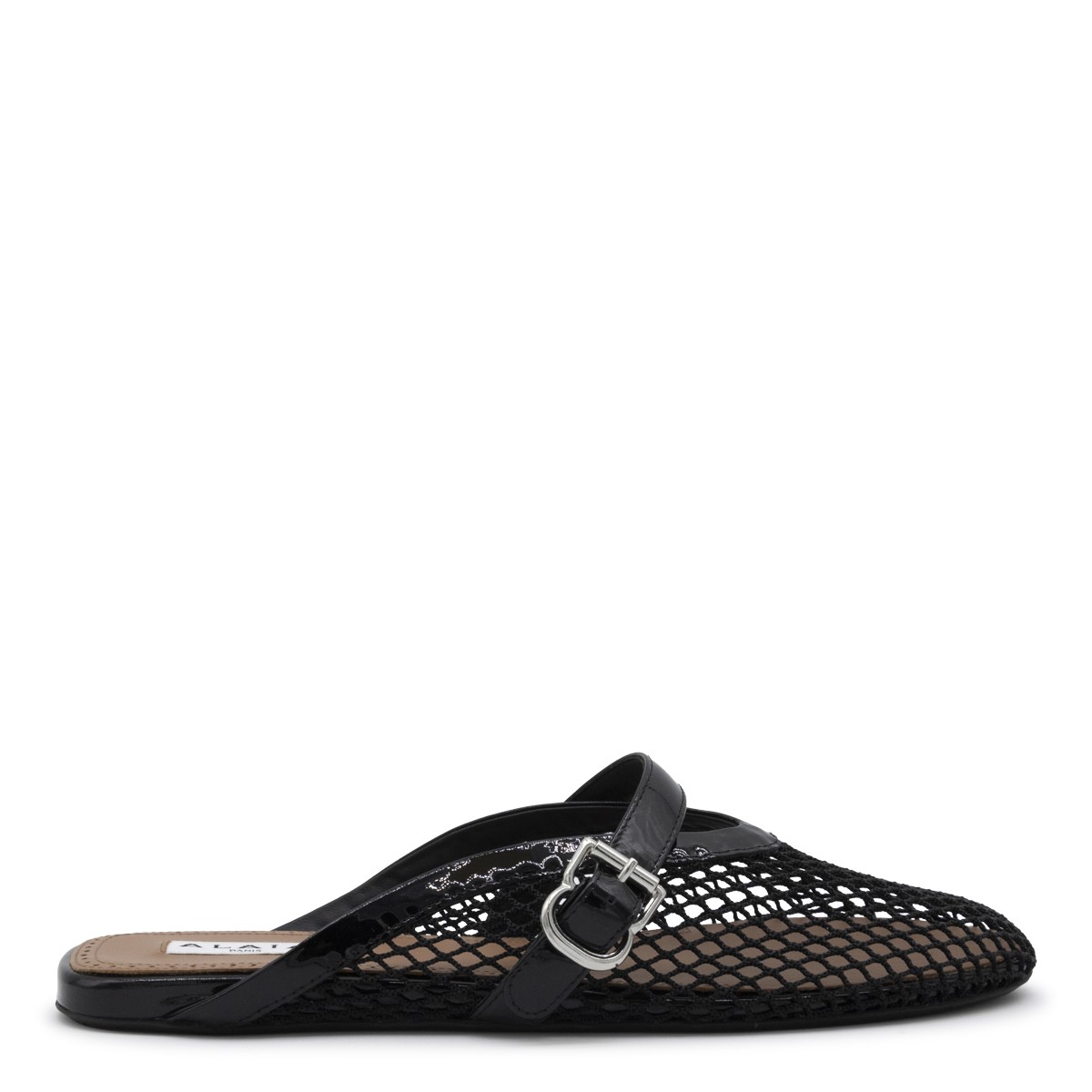BLACK FLATS