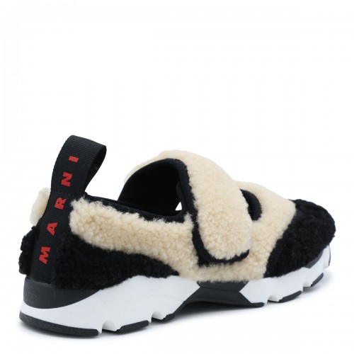 BEIGE AND BLACK SHEARLING FLATS