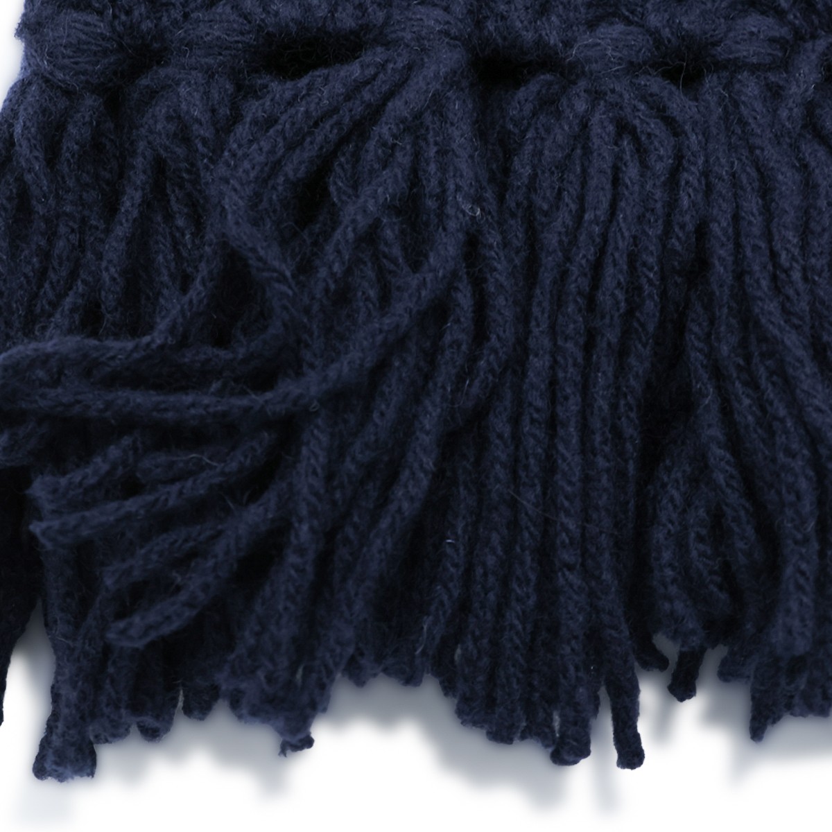 NAVY WOOL BLEND KNITTED SCARF