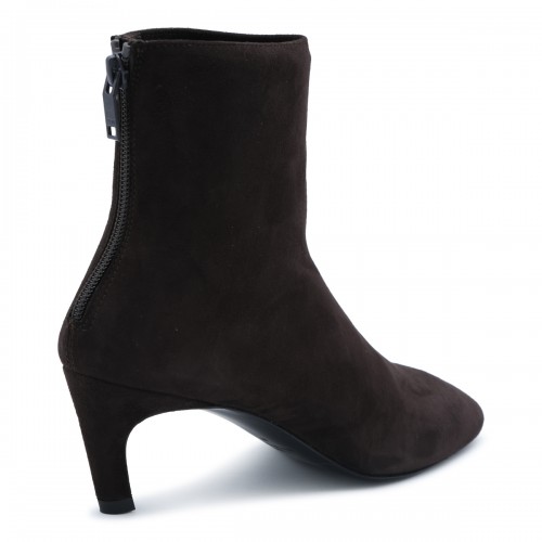 BROWN LEATHER BOOTS