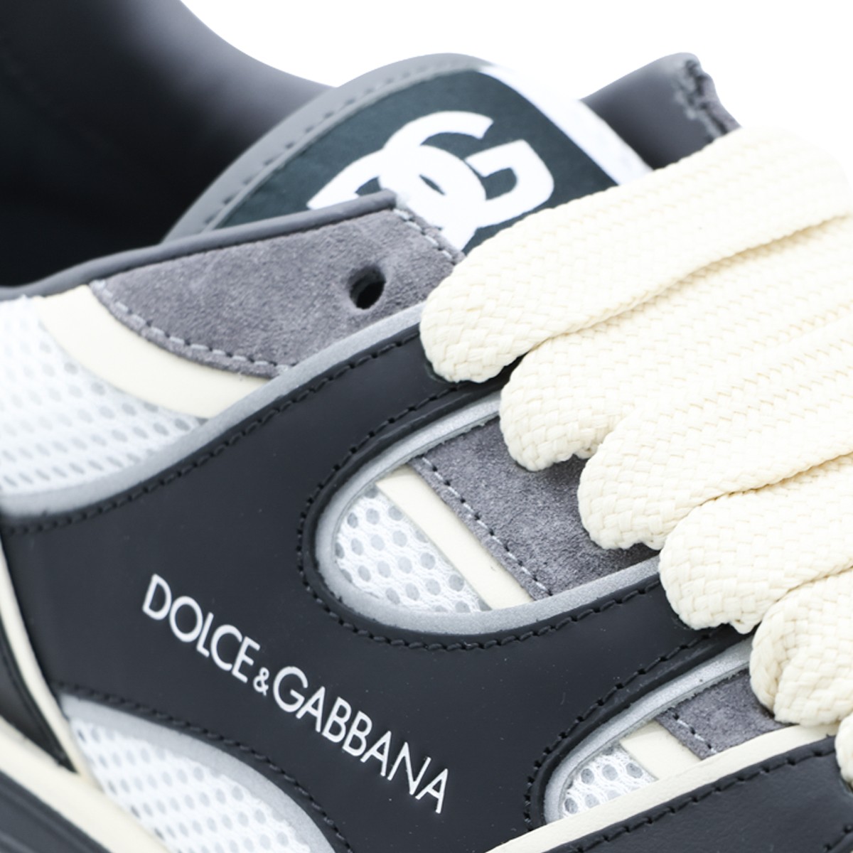 WHITE AND GREY LEATHER SNEAKERS
