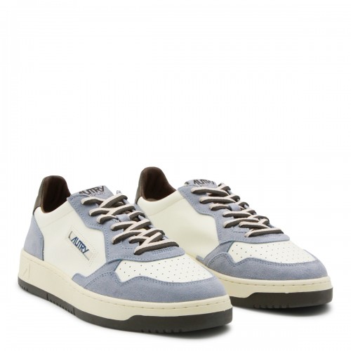 WHITE AND LIGHT BLUE LEATHER MEDALIST SNEAKERS