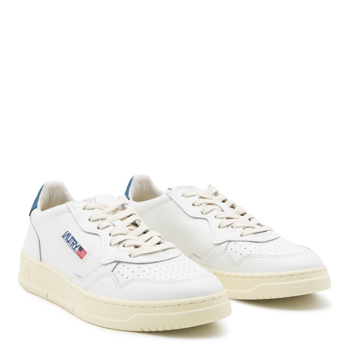WHITE AND BLUE LEATHER MEDALIST SNEAKERS