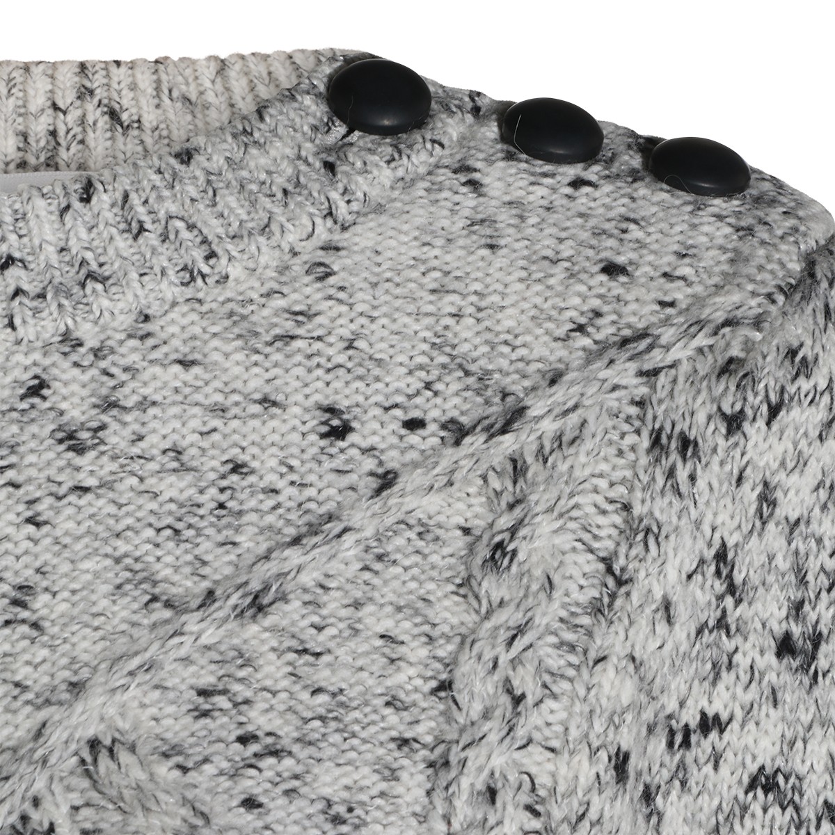 LIGHT GREY KNITWEAR