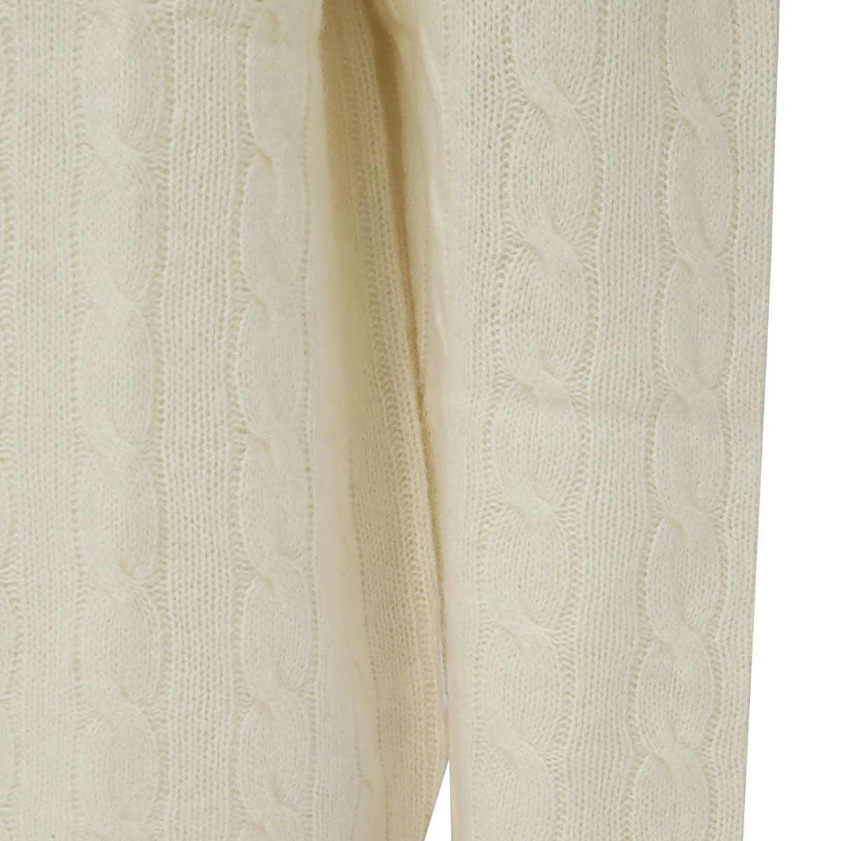 WHITE WOOL KNITWEAR