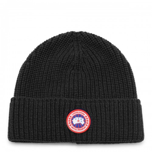 BLACK WOOL BEANIE 2