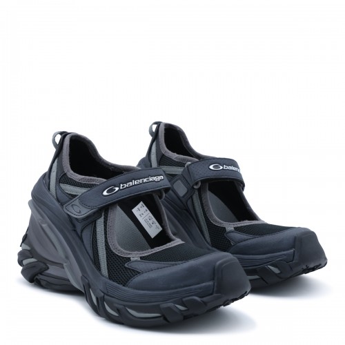 BLACK HYDRA SNEAKERS